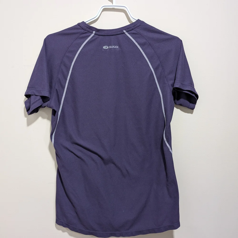 Womans Purple Sugoi Athletic Shirt - Medium - Picture 4 of 4